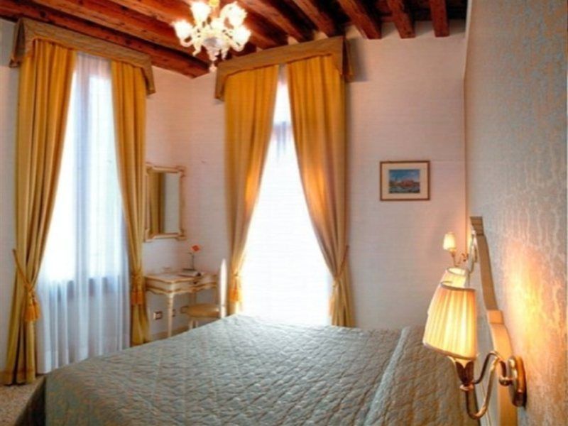 Apostoli Palace Venice Luaran gambar